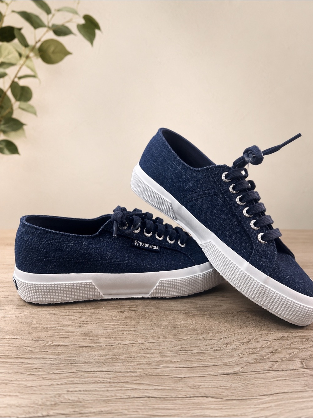 Superga Navy Canvas Classic Lace-Up Sneakers Women’s Size 39